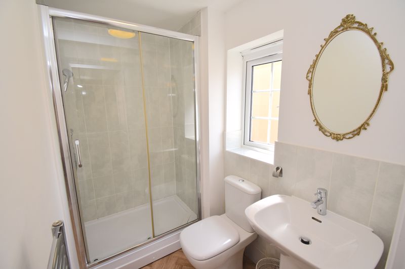 En-Suite- click for photo gallery